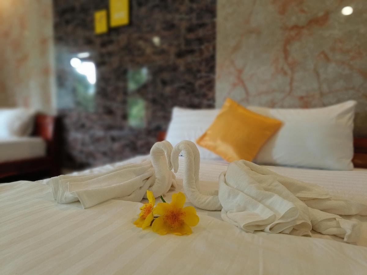 Minh Vuong Village Resort & Restaurant ฟู้โกว๊ก ภายนอก รูปภาพ