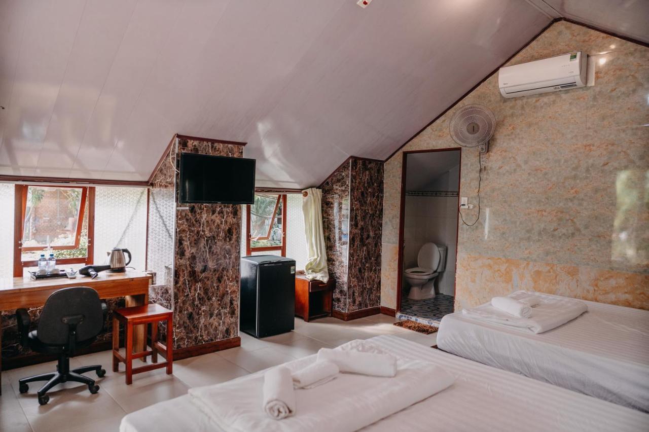 Minh Vuong Village Resort & Restaurant ฟู้โกว๊ก ภายนอก รูปภาพ